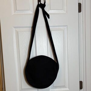Dagne Dover Elegant Black Circle Luna Shoulder Bag